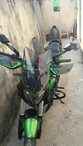 Dominar 400