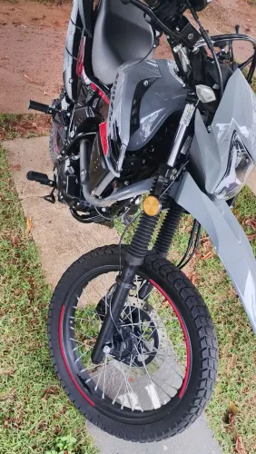 Moto semi nova
