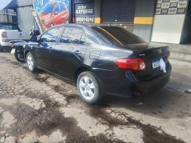Toyota Corolla GLI 1.8 Flex 16V Aut. 2011