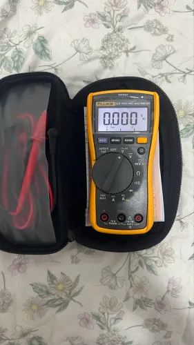 Fluke 117 True Rms