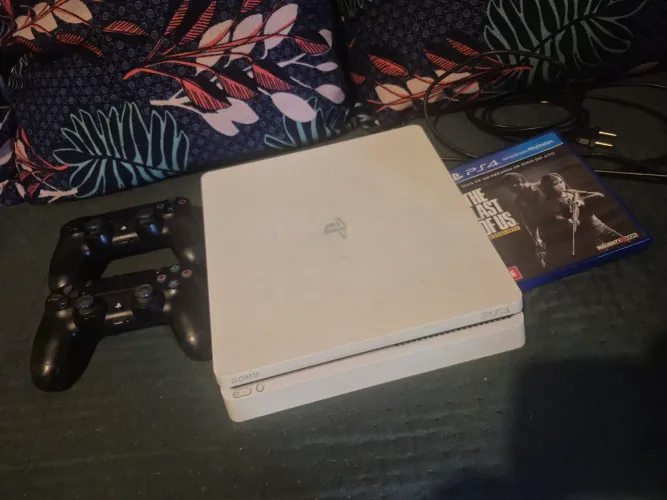 Ps4 slim versao 13.50