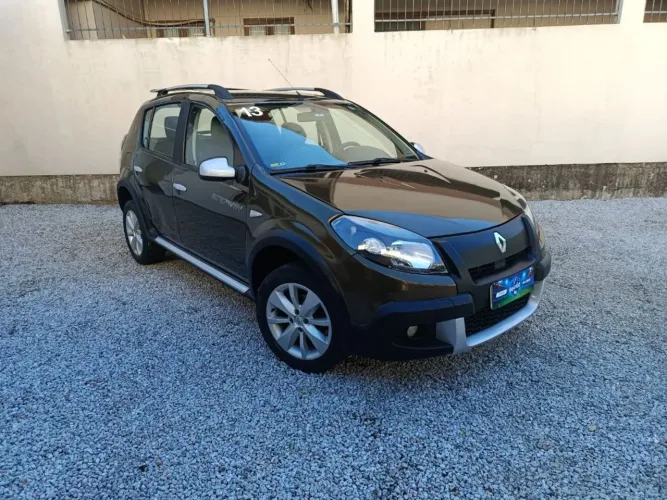 Renault Sandero Stepway Hi-flex 1.6 16V 5P Aut. 2013