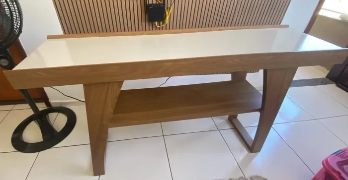 Vendo aparador para sala de estar ou quarto