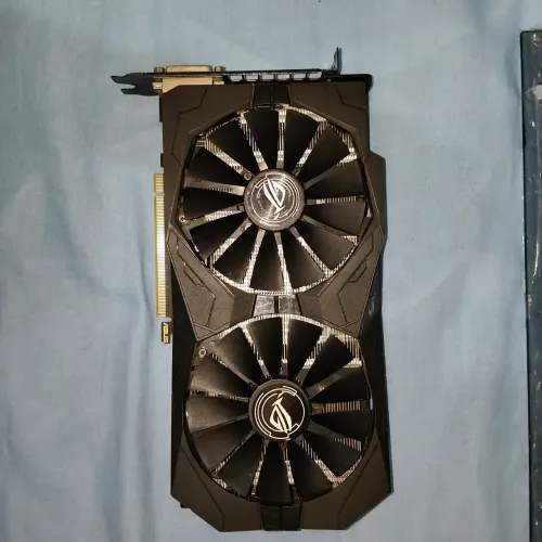 Placa de video Asus Rog RX570 4GB