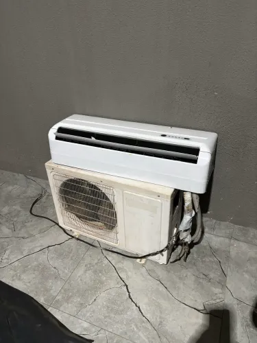 Ar condicionado 