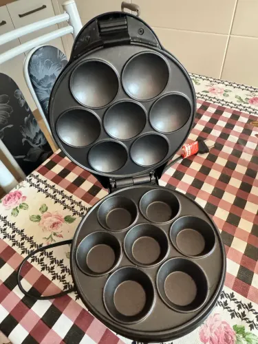 Máquina cupcake Britânia - 220V - Nova - Nunca usada