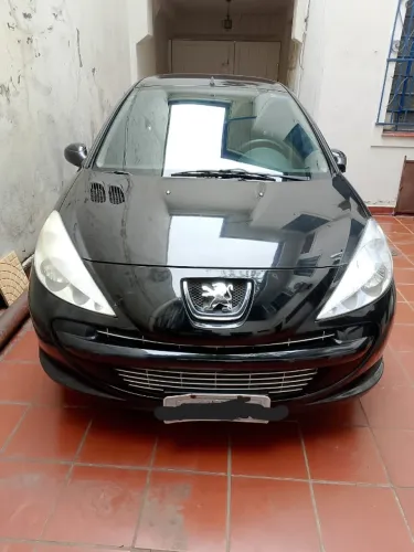 Peugeot 207 XR 1.4 Flex 8V 5P 2012