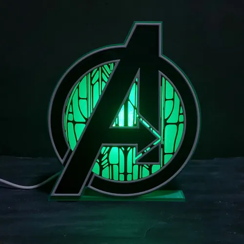 LUMINÁRIA 3D - AVENGERS DOOMSDAY