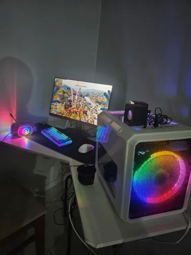 Pc gamer roda tudo no ultra.