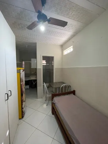 01 quarto mobiliado excelente Jucutuquara, perto de Fradinhos.