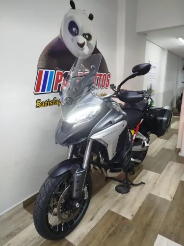 DUCATI MULTISTRADA 1200 V4S