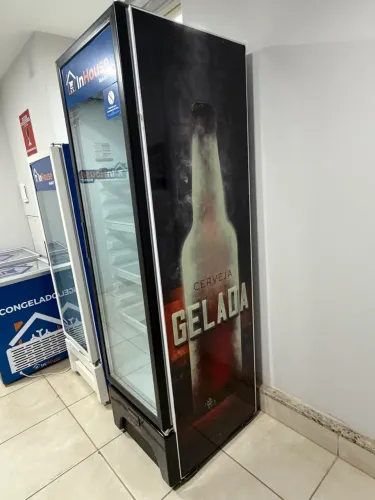 Cervejeira preta 336 L
