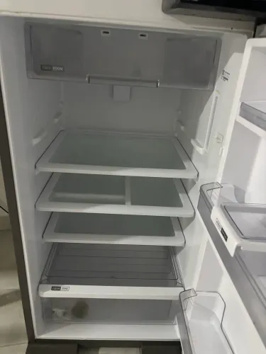 Vende-se geladeira