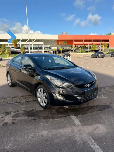 Hyundai Elantra GLS 1.8 16V Aut. 2012