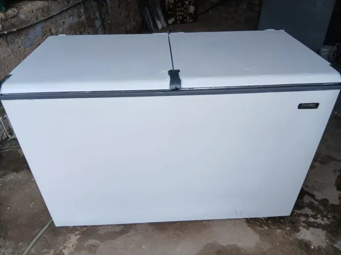 FREEZER 429 LITROS PERFEITA COM GARANTIA E ENTREGAR