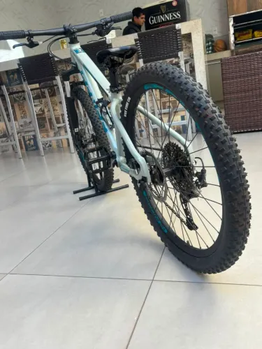 Bicicleta sense aro 24