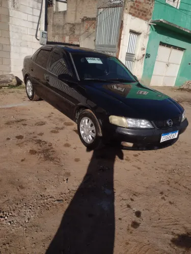 Chevrolet Vectra CD 2.2 16V / 2.0 16V Mec./aut. 1998