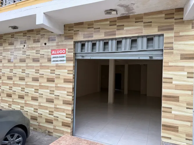 PONTO COMERCIAL AMPLO - APROX. 111 m² - FRENTE DE RUA