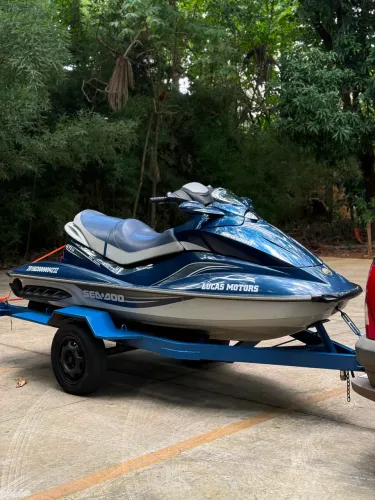 jet ski