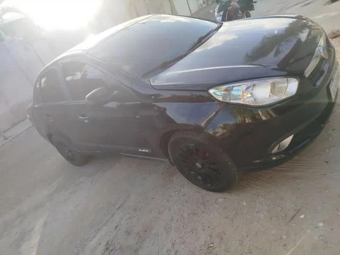 Fiat Grand Siena Essence Dual. 1.6 Flex 16V 2013