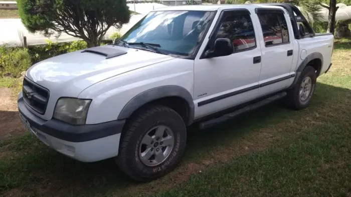 Chevrolet S10 P-up Colina 2.8 TDI 4x2/4x4 CD Dies. 2008