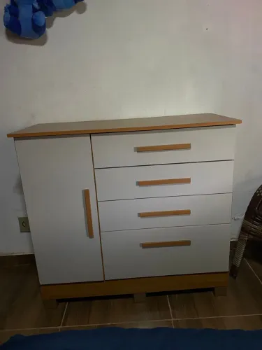 Cômoda a venda 