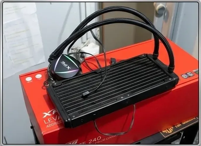 Water Cooler XPG Levante 240mm RGB - 240mm