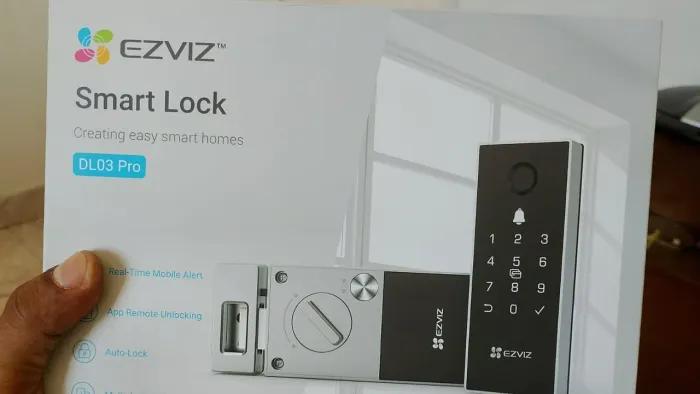 Fechadura digal Ezviz com aberta Smart + instalação