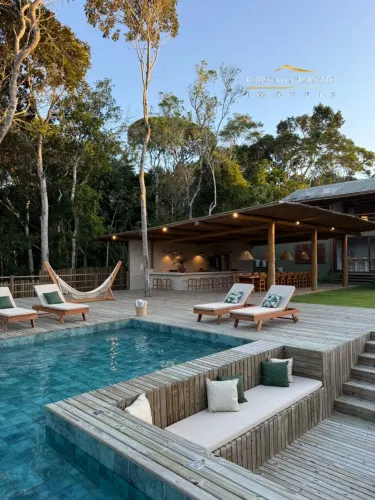 CASA RESIDENCIAL em TRANCOSO - BA, CONDOMÍNIO COQUEIRAL