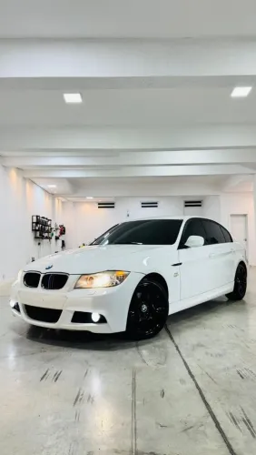 BMW 318I A 2.0 16V 136cv 5P 2012