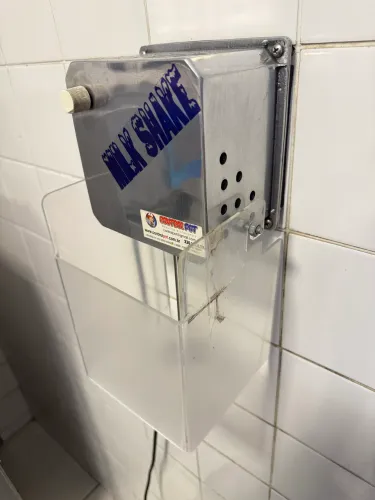 Batedor Milk Shake Control Pot