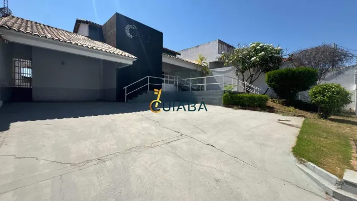 Casa comercial para aluguel no Jardim Cuiabá com 6 quartos e 8 vagas