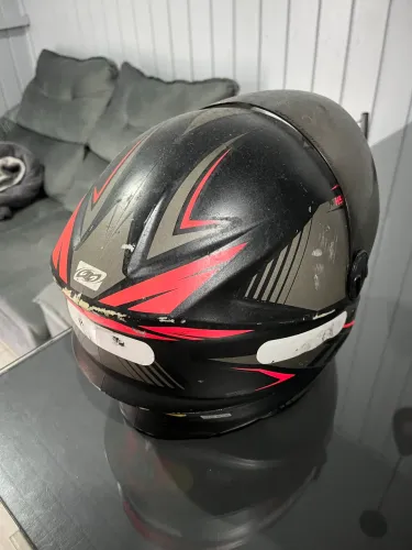 Capacete fechado pro tork rosa.