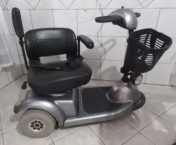 Vendo Scooter Motorizada Freedom Mirage SX