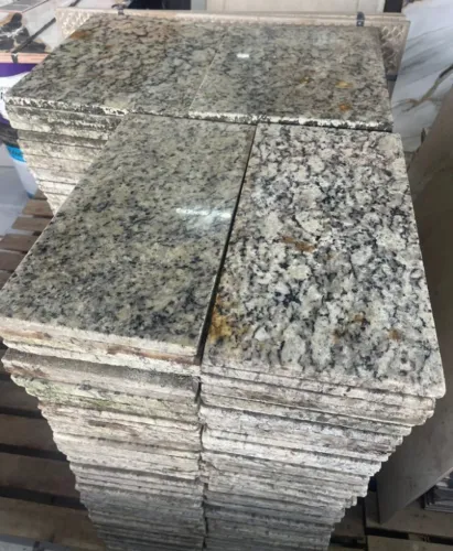 Cerâmica ( Granito) 40x20 , R$ 15,00 O METRO