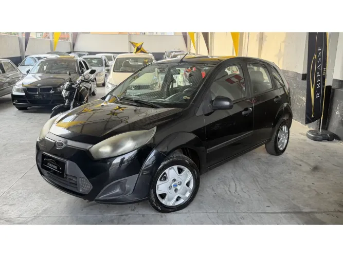 Ford Fiesta 1.0 Rocam SE Plus Hatch 8V Flex 4P Manual 2012