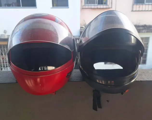 CAPACETE