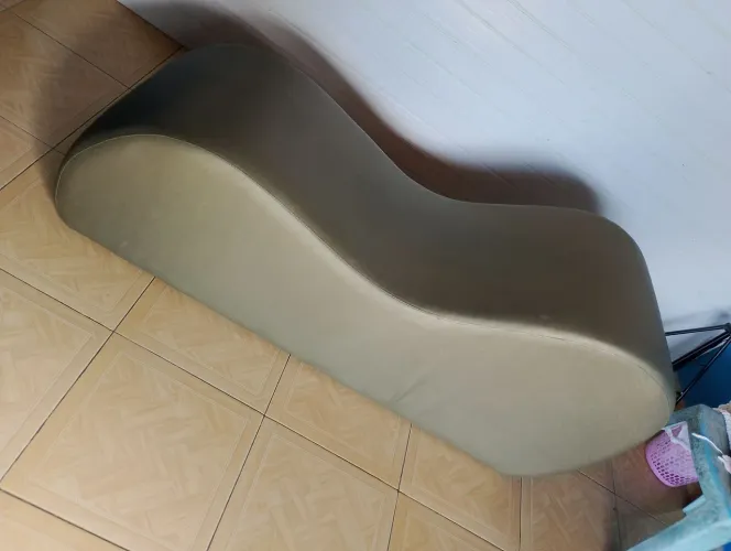 vendo sofá divã novo