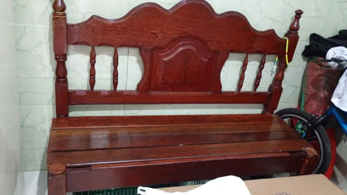 Banco de angelin usado em perfeito estado 