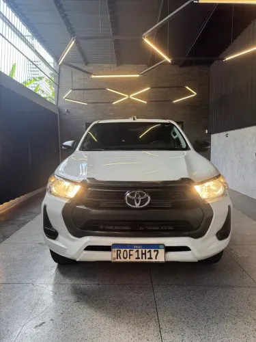 Toyota Hilux CD 4X4 2.8 Diesel Mec. 2021