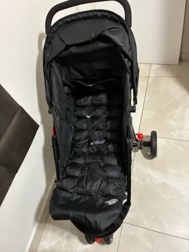 Vendo carrinho de bebê Cosco Kids - Toffy