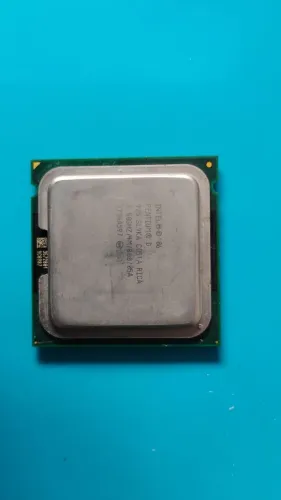 Processador Intel Pentium D 925 3.00GHz LGA775 Usado