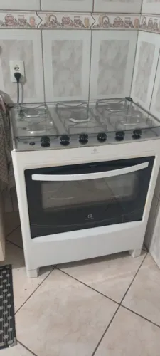 Fogão em bom estado