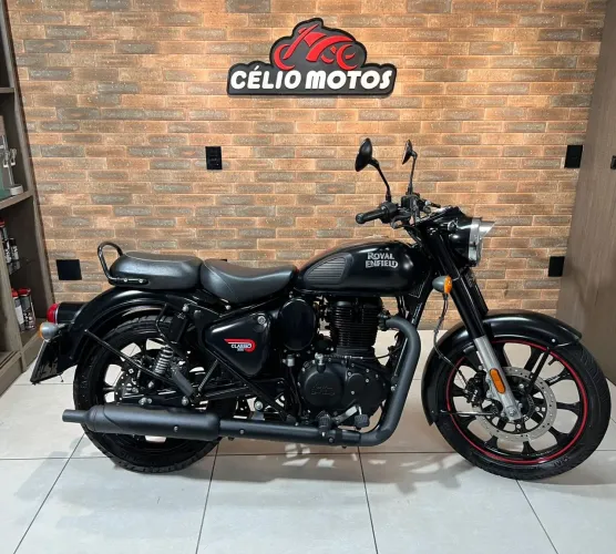 CLASSIC 350 PRETA 2022/2023