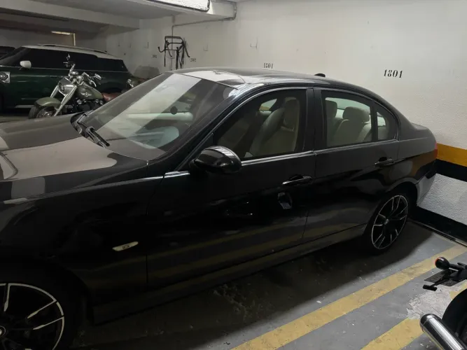 BMW 320I A 2008