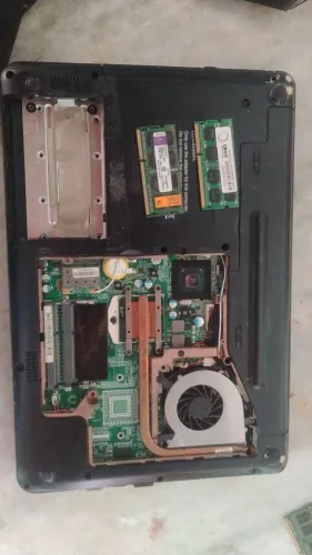 Notebook retirar peça ou consertar 