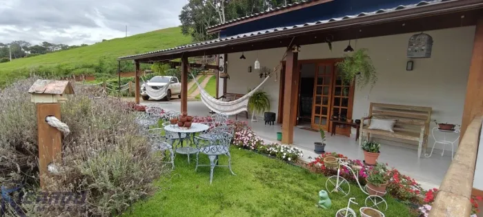 Chácara à venda entre Vargem Alta e Pedra Azul - ES.