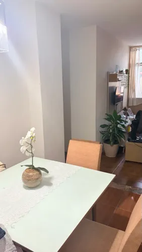 Alugo apartamento