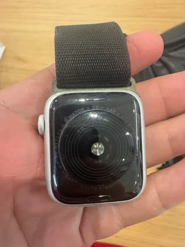 Apple Watch SE