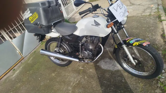HONDA CG 125 CARGO COM BAÚ 